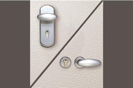 Natural satined aluminium (excluded model Quadra-B)